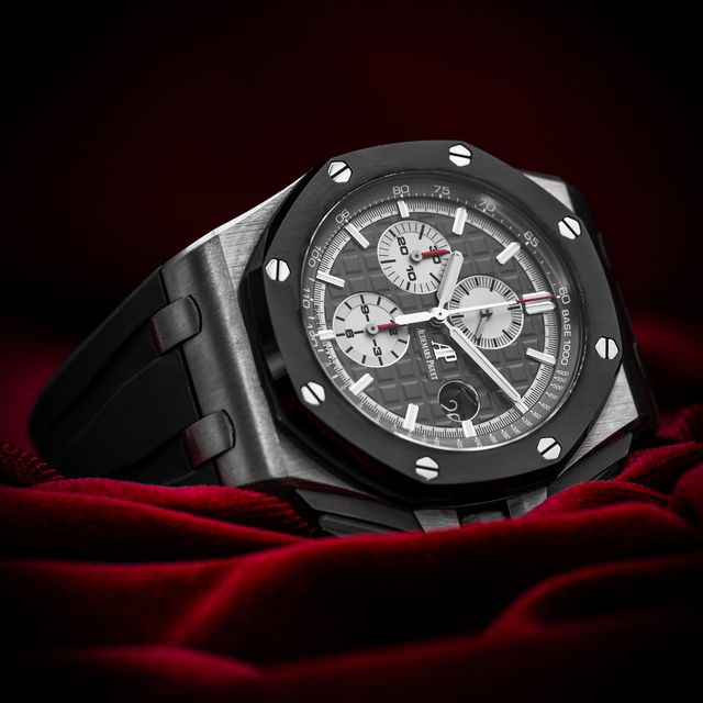 Audemars Piguet Royal Oak Offshore 26400IO.OO.A004CA.01 Image 4